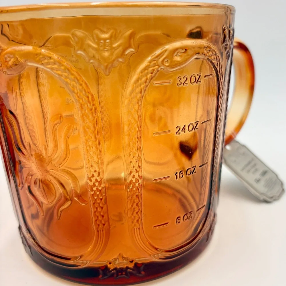 Cook With Color CWC Amber Glass Measuring Cup Set Spider Bat Snake Halloween